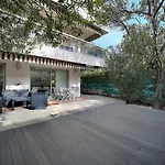 Apartmán Upstays Terrace Garden 44m² *