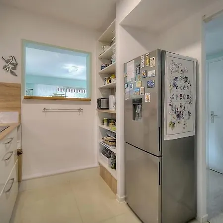 Immogroom - Quiet T2 - Garden Level - Ac - Wifi Apartment