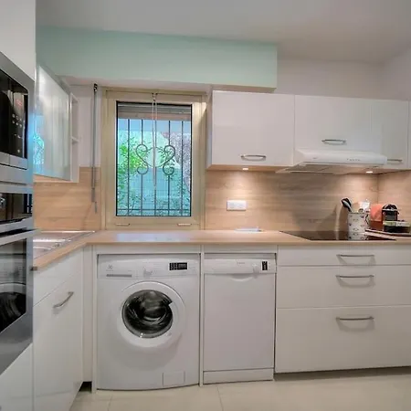 Immogroom - Quiet T2 - Garden Level - Ac - Wifi Apartment