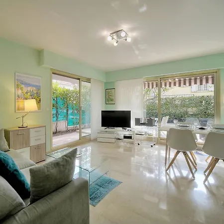 Upstays Terrace Garden 44m² Apartment