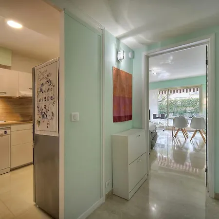 Apartment Upstays Terrace Garden 44m²