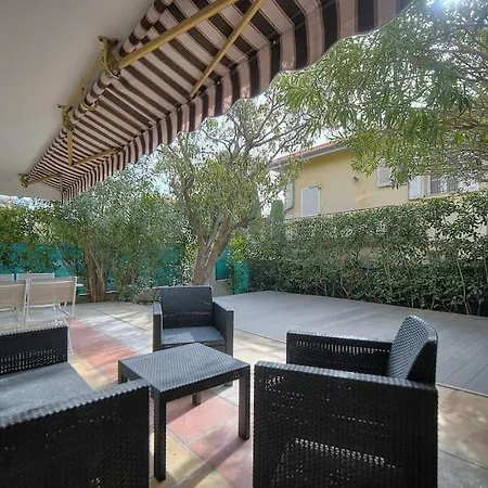 Immogroom - Quiet T2 - Garden Level - Ac - Wifi Apartmán